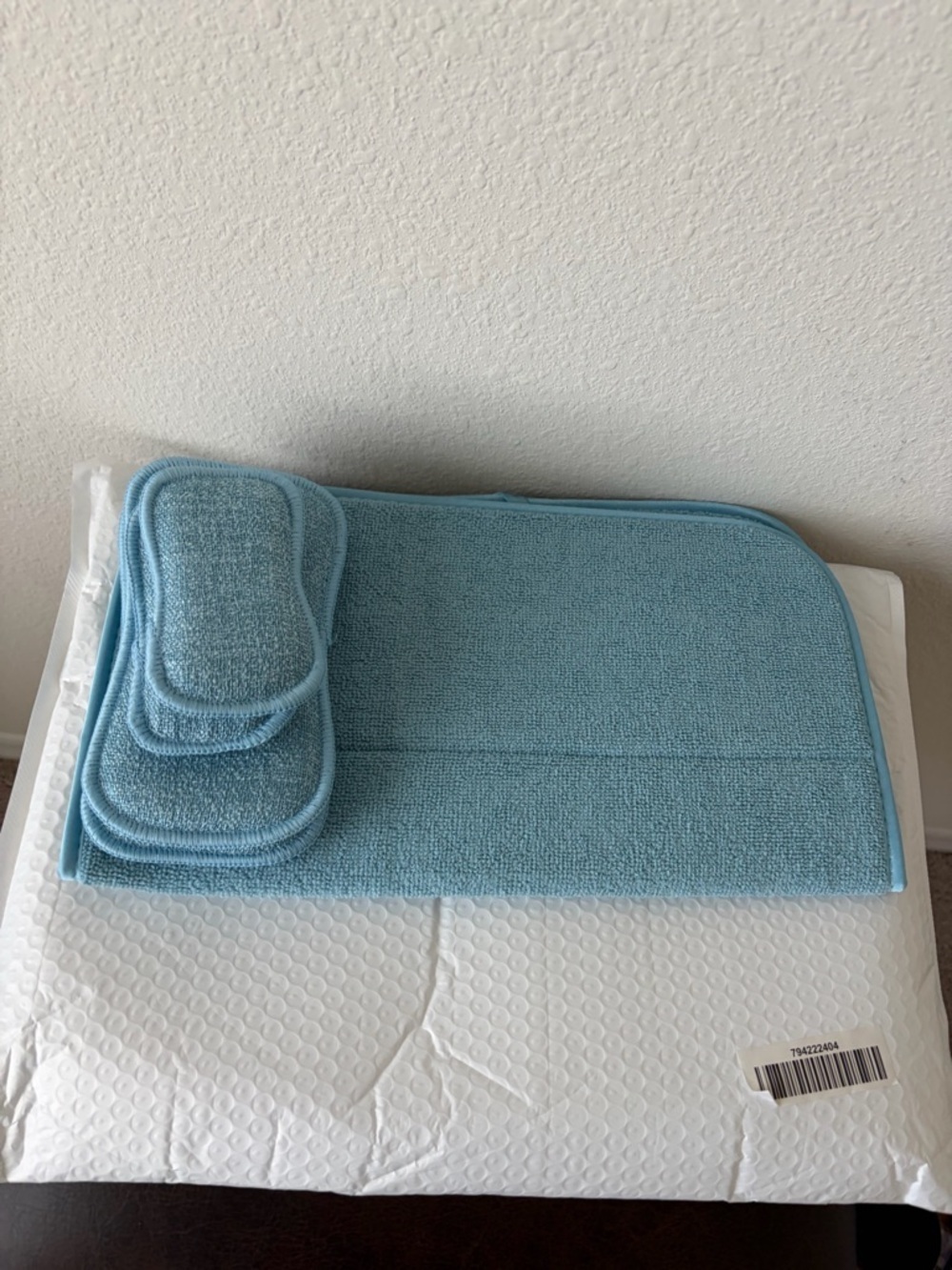CleanBoss by Joy Anti-Microbial DRY MAT and 25 PIECE Cleaning TOWEL Set Blue Nip - Picture 5 of 5